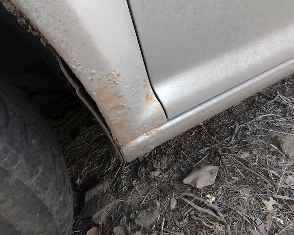 Серый Фольксваген Гольф, объемом двигателя 1.4 л и пробегом 230 тыс. км за 2700 $, фото 5 на Automoto.ua