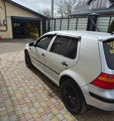 Серый Фольксваген Гольф, объемом двигателя 1.6 л и пробегом 205 тыс. км за 5500 $, фото 1 на Automoto.ua