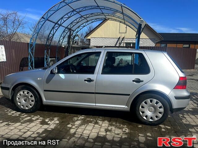 Серый Фольксваген Гольф, объемом двигателя 1.4 л и пробегом 170 тыс. км за 3500 $, фото 1 на Automoto.ua