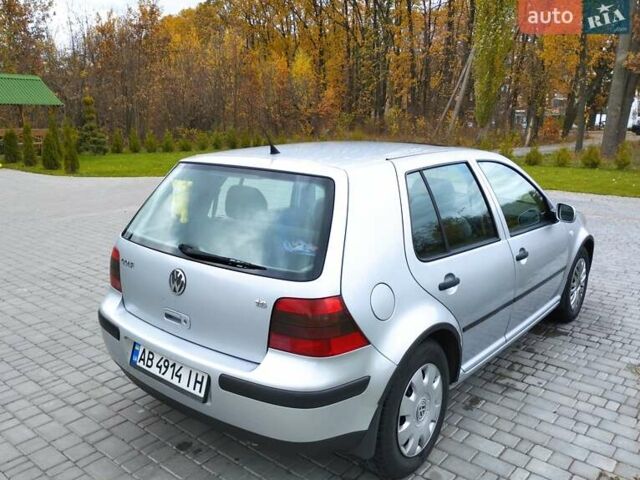 Фольксваген Гольф 2001 у Вінниці на Automoto.ua Сірий Фольксваген Гольф, об'ємом двигуна 1.6 л та пробігом 245 тис. км за 5000 $, фото 1 на Automoto.ua