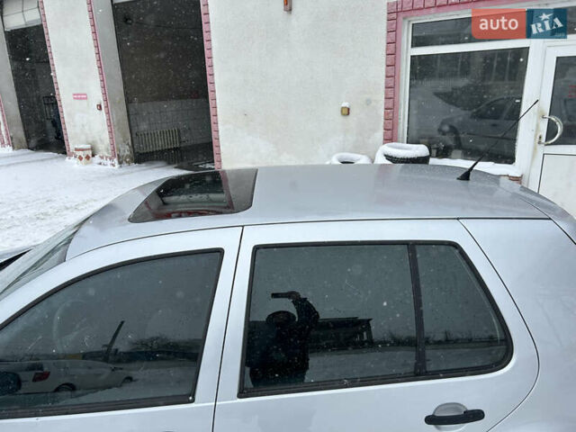 Серый Фольксваген Гольф, объемом двигателя 1.4 л и пробегом 237 тыс. км за 3850 $, фото 6 на Automoto.ua