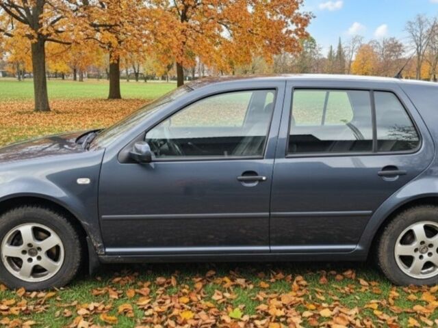 Серый Фольксваген Гольф, объемом двигателя 1.6 л и пробегом 299 тыс. км за 4300 $, фото 2 на Automoto.ua