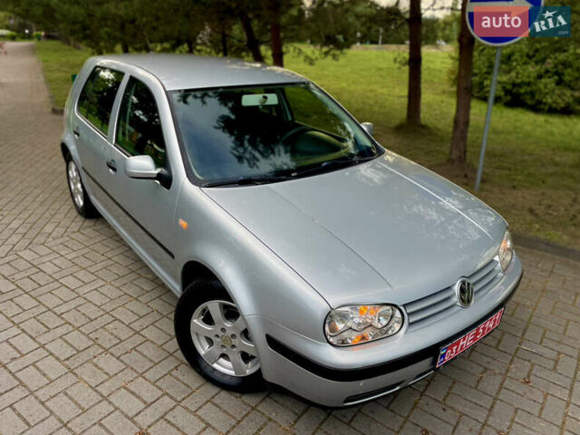 Сірий Фольксваген Гольф, об'ємом двигуна 1.6 л та пробігом 200 тис. км за 4399 $, фото 11 на Automoto.ua