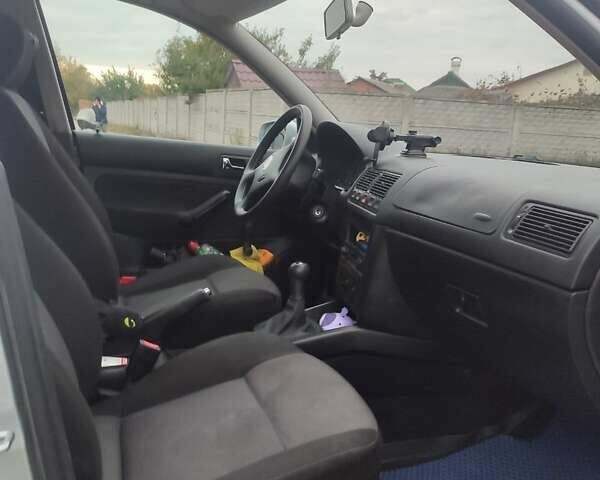 Фольксваген Гольф 2001 у Вінниці на Automoto.ua Сірий Фольксваген Гольф, об'ємом двигуна 1.39 л та пробігом 207 тис. км за 4000 $, фото 14 на Automoto.ua
