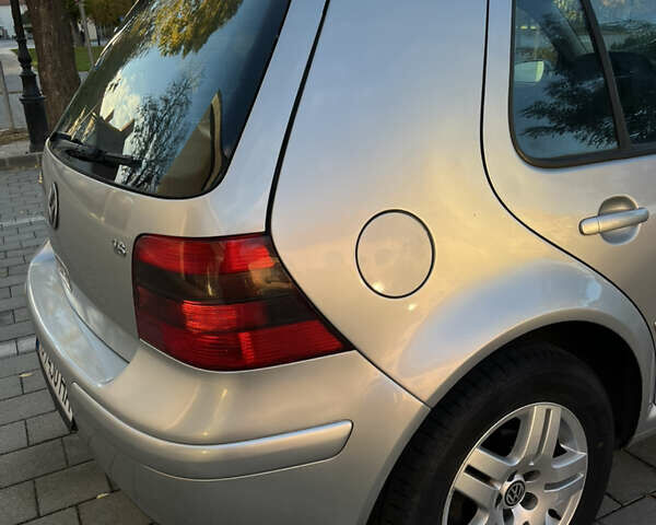 Серый Фольксваген Гольф, объемом двигателя 1.6 л и пробегом 260 тыс. км за 4400 $, фото 20 на Automoto.ua