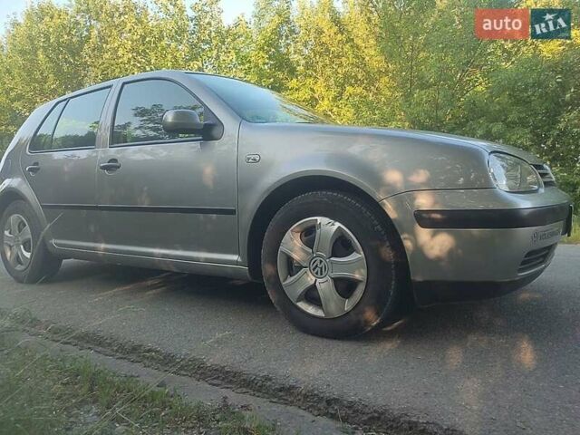 Серый Фольксваген Гольф, объемом двигателя 1.6 л и пробегом 203 тыс. км за 5000 $, фото 15 на Automoto.ua