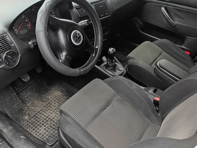 Серый Фольксваген Гольф, объемом двигателя 1.6 л и пробегом 3 тыс. км за 3850 $, фото 2 на Automoto.ua