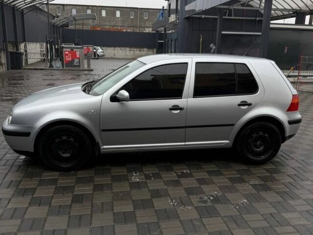 Серый Фольксваген Гольф, объемом двигателя 1.6 л и пробегом 232 тыс. км за 3900 $, фото 4 на Automoto.ua