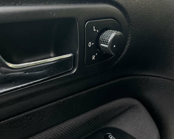 Сірий Фольксваген Гольф, об'ємом двигуна 1.6 л та пробігом 200 тис. км за 4399 $, фото 45 на Automoto.ua