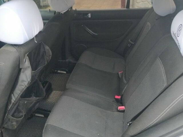 Серый Фольксваген Гольф, объемом двигателя 1.4 л и пробегом 209 тыс. км за 4250 $, фото 6 на Automoto.ua