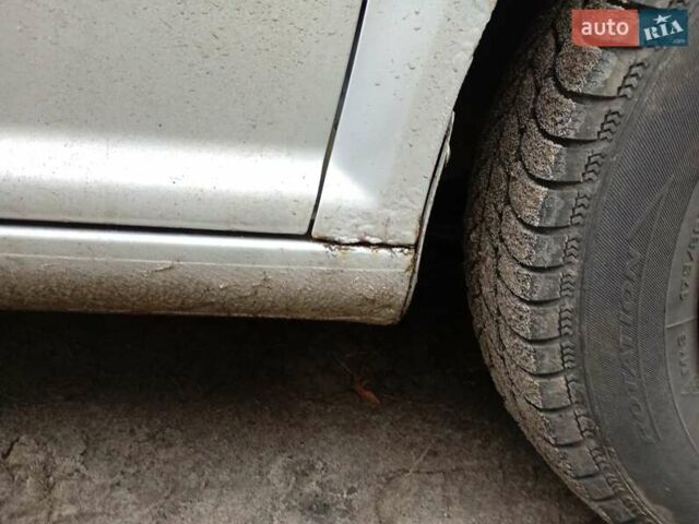 Серый Фольксваген Гольф, объемом двигателя 1.39 л и пробегом 299 тыс. км за 4500 $, фото 28 на Automoto.ua