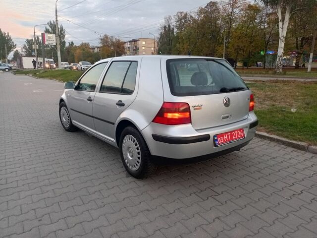 Серый Фольксваген Гольф, объемом двигателя 1.6 л и пробегом 206 тыс. км за 5150 $, фото 6 на Automoto.ua