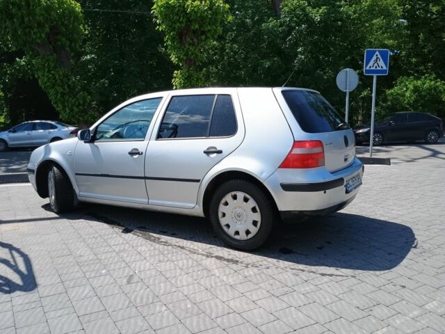 Серый Фольксваген Гольф, объемом двигателя 1.4 л и пробегом 240 тыс. км за 3200 $, фото 3 на Automoto.ua