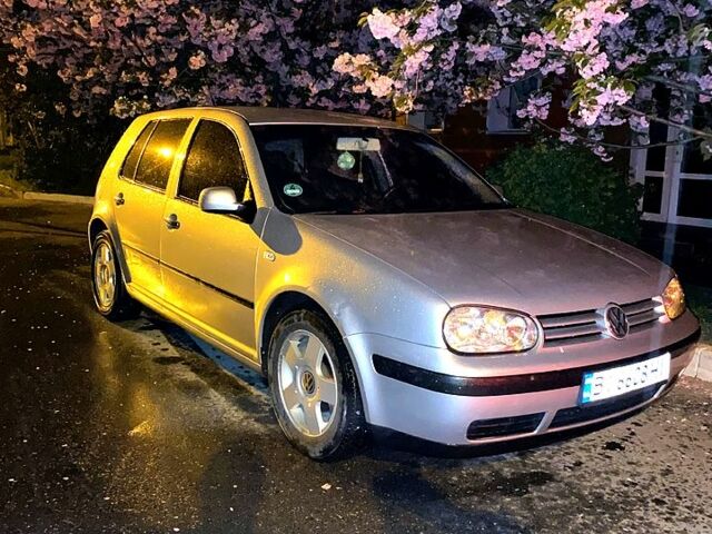 Серый Фольксваген Гольф, объемом двигателя 1.4 л и пробегом 310 тыс. км за 4100 $, фото 3 на Automoto.ua