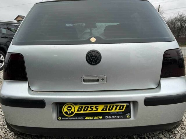 Серый Фольксваген Гольф, объемом двигателя 1.6 л и пробегом 203 тыс. км за 5700 $, фото 6 на Automoto.ua