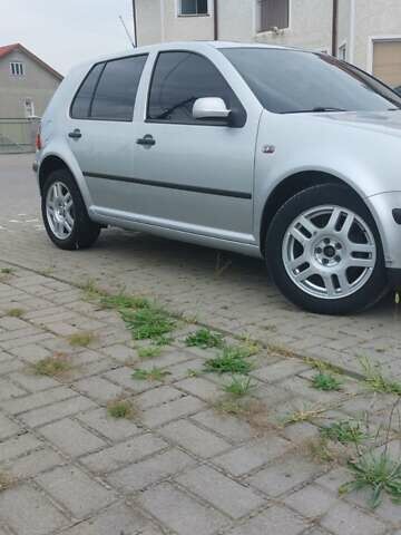 Сірий Фольксваген Гольф, об'ємом двигуна 1.39 л та пробігом 300 тис. км за 4300 $, фото 2 на Automoto.ua