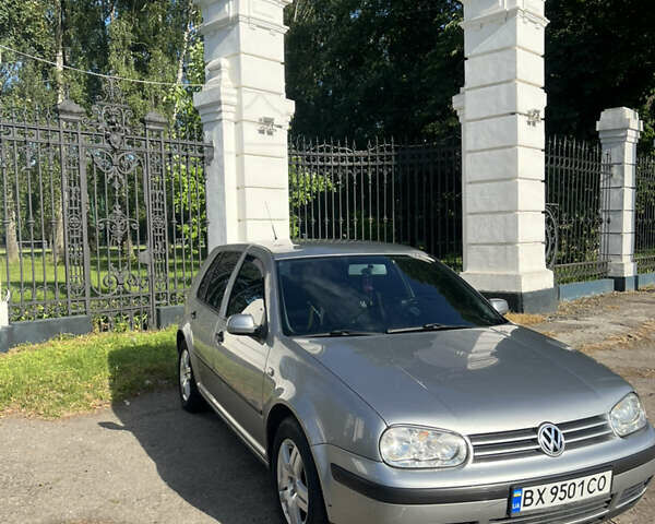 Серый Фольксваген Гольф, объемом двигателя 1.6 л и пробегом 197 тыс. км за 4700 $, фото 2 на Automoto.ua