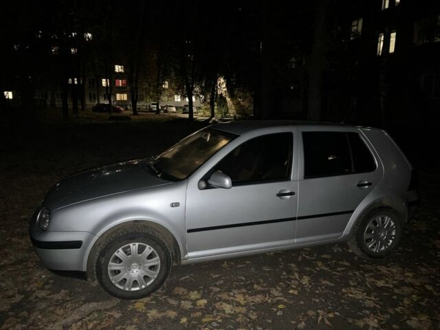 Сірий Фольксваген Гольф, об'ємом двигуна 1.4 л та пробігом 218 тис. км за 3800 $, фото 1 на Automoto.ua