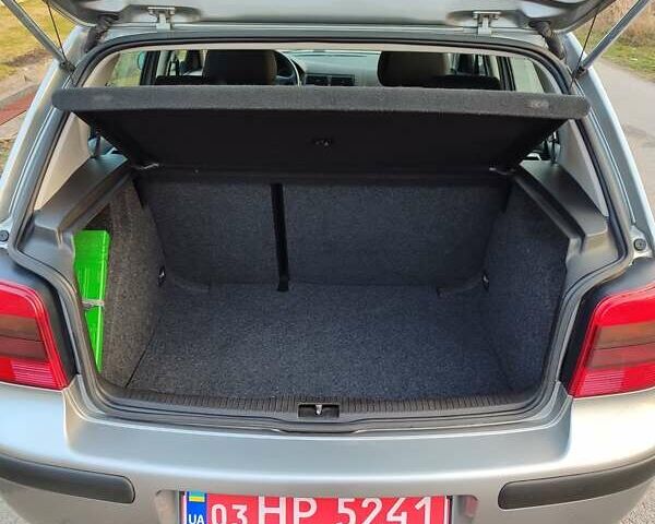 Сірий Фольксваген Гольф, об'ємом двигуна 1.39 л та пробігом 96 тис. км за 4600 $, фото 33 на Automoto.ua