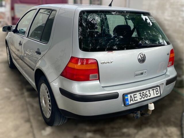 Серый Фольксваген Гольф, объемом двигателя 1.6 л и пробегом 265 тыс. км за 4200 $, фото 3 на Automoto.ua