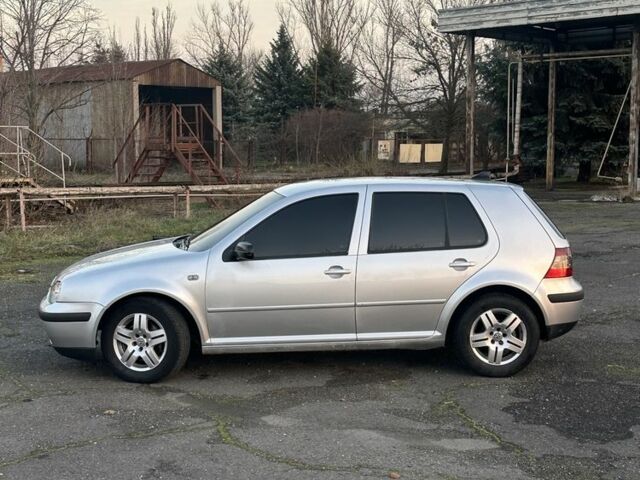 Серый Фольксваген Гольф, объемом двигателя 1.9 л и пробегом 320 тыс. км за 4500 $, фото 1 на Automoto.ua