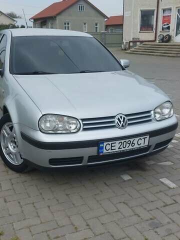 Сірий Фольксваген Гольф, об'ємом двигуна 1.39 л та пробігом 300 тис. км за 4300 $, фото 1 на Automoto.ua