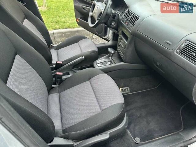 Сірий Фольксваген Гольф, об'ємом двигуна 1.6 л та пробігом 161 тис. км за 5299 $, фото 19 на Automoto.ua