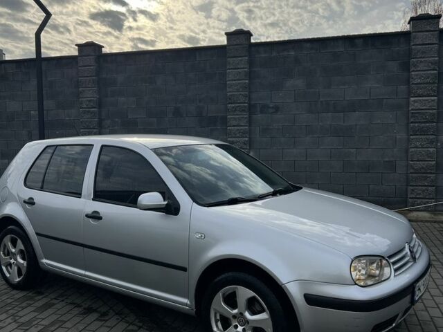 Серый Фольксваген Гольф, объемом двигателя 1.9 л и пробегом 318 тыс. км за 4200 $, фото 1 на Automoto.ua