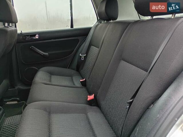 Сірий Фольксваген Гольф, об'ємом двигуна 1.6 л та пробігом 276 тис. км за 3299 $, фото 8 на Automoto.ua