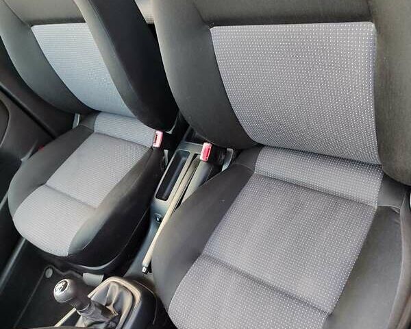 Сірий Фольксваген Гольф, об'ємом двигуна 1.39 л та пробігом 96 тис. км за 4600 $, фото 23 на Automoto.ua