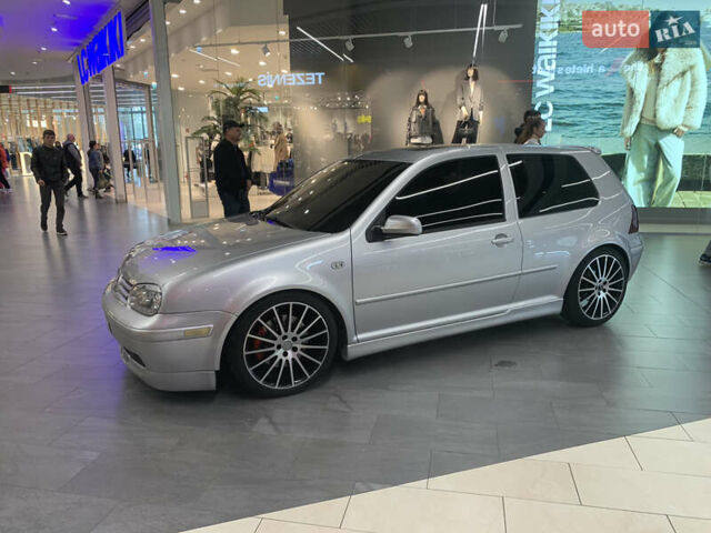 Серый Фольксваген Гольф, объемом двигателя 1.8 л и пробегом 208 тыс. км за 7900 $, фото 2 на Automoto.ua