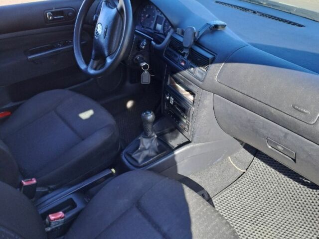 Серый Фольксваген Гольф, объемом двигателя 0 л и пробегом 315 тыс. км за 4200 $, фото 4 на Automoto.ua