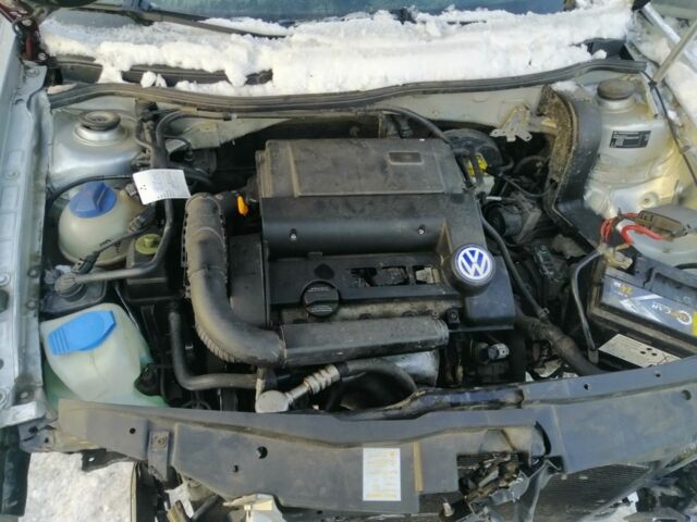 Серый Фольксваген Гольф, объемом двигателя 1.4 л и пробегом 215 тыс. км за 1550 $, фото 2 на Automoto.ua