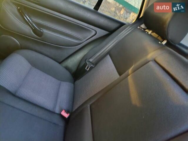 Серый Фольксваген Гольф, объемом двигателя 1.6 л и пробегом 177 тыс. км за 5000 $, фото 50 на Automoto.ua