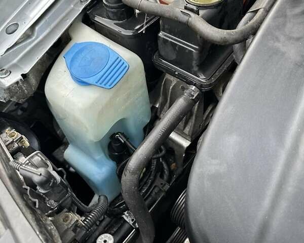 Сірий Фольксваген Гольф, об'ємом двигуна 1.6 л та пробігом 161 тис. км за 5299 $, фото 10 на Automoto.ua