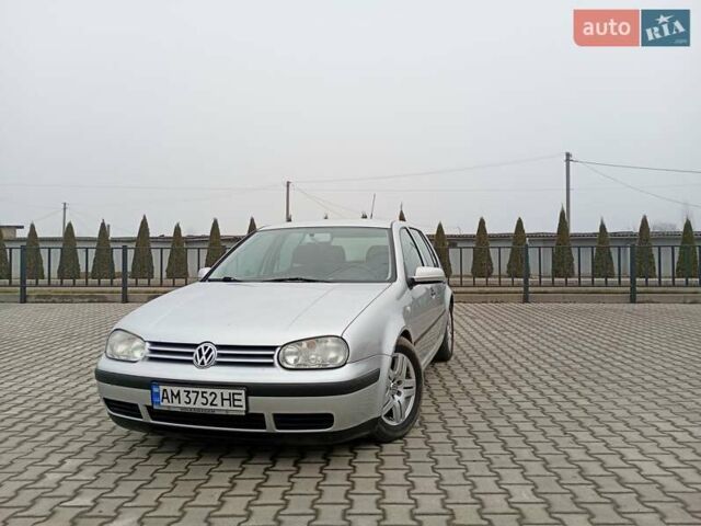 Сірий Фольксваген Гольф, об'ємом двигуна 1.6 л та пробігом 276 тис. км за 3299 $, фото 1 на Automoto.ua