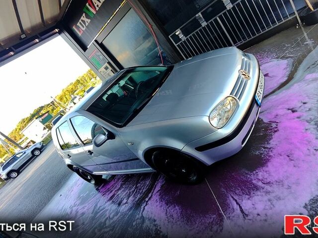 Сірий Фольксваген Гольф, об'ємом двигуна 1.6 л та пробігом 244 тис. км за 4200 $, фото 3 на Automoto.ua