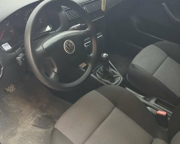 Серый Фольксваген Гольф, объемом двигателя 1.9 л и пробегом 176 тыс. км за 4000 $, фото 10 на Automoto.ua