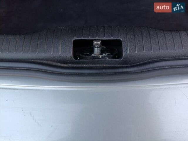 Серый Фольксваген Гольф, объемом двигателя 1.6 л и пробегом 177 тыс. км за 5000 $, фото 29 на Automoto.ua