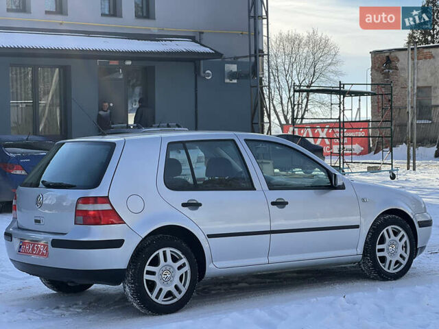 Сірий Фольксваген Гольф, об'ємом двигуна 1.6 л та пробігом 212 тис. км за 4800 $, фото 4 на Automoto.ua