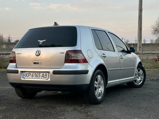 Серый Фольксваген Гольф, объемом двигателя 1.9 л и пробегом 320 тыс. км за 4500 $, фото 12 на Automoto.ua