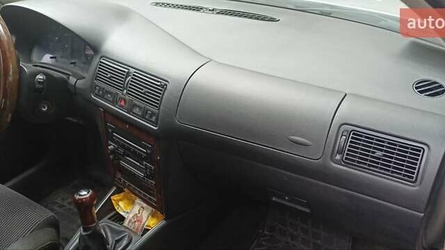 Сірий Фольксваген Гольф, об'ємом двигуна 1.9 л та пробігом 401 тис. км за 5000 $, фото 12 на Automoto.ua