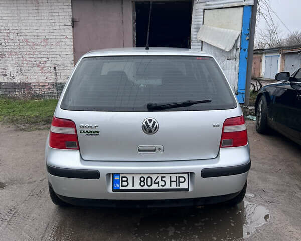 Серый Фольксваген Гольф, объемом двигателя 1.6 л и пробегом 299 тыс. км за 3850 $, фото 4 на Automoto.ua