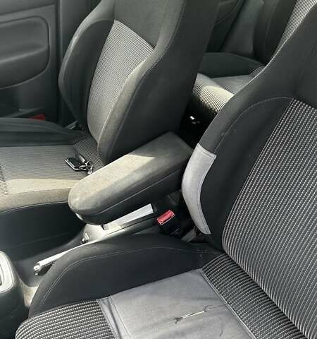 Серый Фольксваген Гольф, объемом двигателя 1.9 л и пробегом 233 тыс. км за 5150 $, фото 19 на Automoto.ua