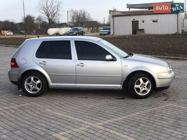 Серый Фольксваген Гольф, объемом двигателя 1.6 л и пробегом 240 тыс. км за 4599 $, фото 14 на Automoto.ua