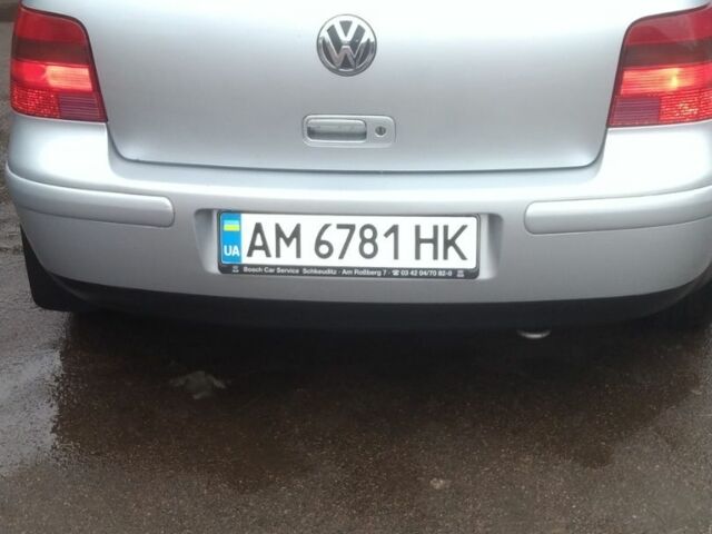 Серый Фольксваген Гольф, объемом двигателя 1.6 л и пробегом 250 тыс. км за 4000 $, фото 3 на Automoto.ua