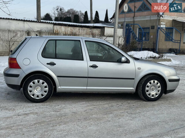 Серый Фольксваген Гольф, объемом двигателя 1.6 л и пробегом 299 тыс. км за 4650 $, фото 49 на Automoto.ua