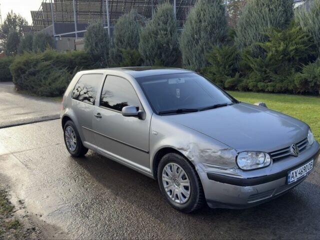 Серый Фольксваген Гольф, объемом двигателя 1.6 л и пробегом 220 тыс. км за 2190 $, фото 2 на Automoto.ua