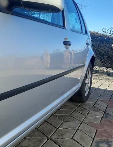 Серый Фольксваген Гольф, объемом двигателя 1.6 л и пробегом 208 тыс. км за 4850 $, фото 7 на Automoto.ua