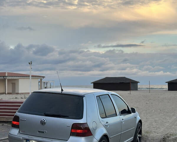 Серый Фольксваген Гольф, объемом двигателя 1.6 л и пробегом 300 тыс. км за 3800 $, фото 22 на Automoto.ua